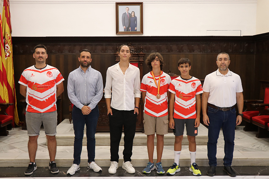 L'Ajuntament de Sagunt reconeix els èxits recents del Club d’Esgrima Morvedre