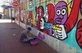 El festival #MésQueMurs encara la cinquena i última setmana d’activitats