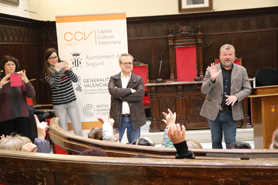 Visita dels alumnes d'infantil del col·legi Romeu a l'Ajuntament de Sagunt