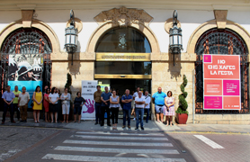 Sagunt guarda un minut de silenci en senyal de condemna i repulsa pel presumpte assassinat masclista ocorregut a Màlaga