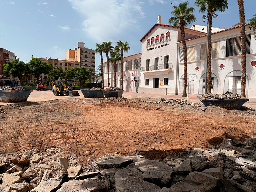 El Ayuntamiento de Sagunto impulsa la renaturalización de los patios escolares y otras mejoras en los colegios públicos