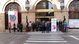 Sagunt guarda un minut de silenci en senyal de condemna i repulsa pels presumptes assassinats masclistes ocorreguts a Biscaia