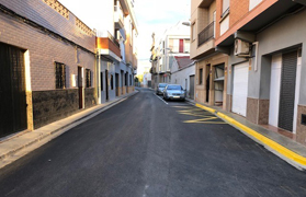 El Ayuntamiento de Sagunto continúa con los trabajos de repavimentación en varias calles del municipio