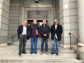 Una delegació saguntina s'entrevista amb la Direcció general de Sostenibilitat de la Costa per a manifestar la seua oposició al projecte del front litoral d'Almenara i sud de Castelló