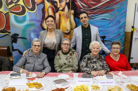 Dones de Baladre ret homenatge a les octogenàries de l'associació