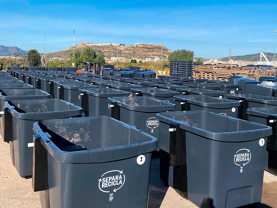 Sagunto renueva el parque de contenedores con una inversión municipal de dos millones de euros