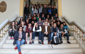 L’Ajuntament de Sagunt rep la visita de professorat i alumnat de col·legis de Millau