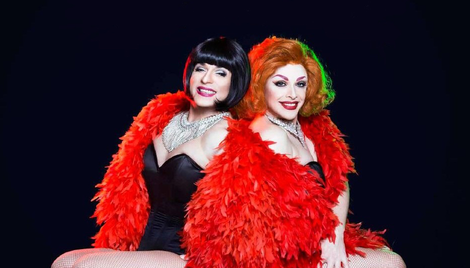 Arriba al Mario Monreal l'espectacle ‘Revístase caballero’ de Tavi Gallart i Supremme Deluxe