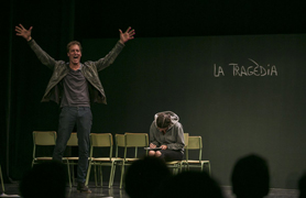 L’Off Romà acull una obra que debat sobre el sistema educatiu