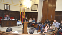 El Ple Municipal rebutja per unanimitat la corrupció i demana que els corruptes tornen els diners dels ciutadans