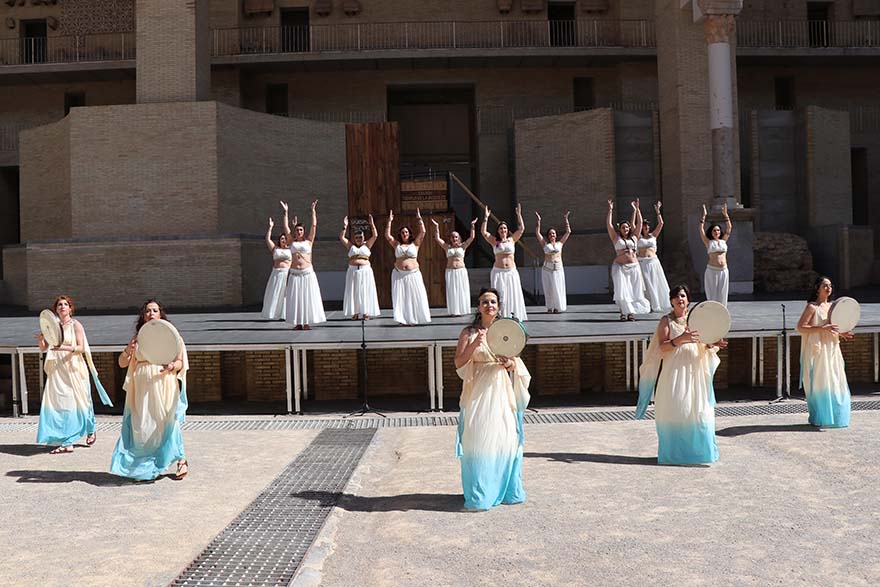 La ‘Pompa i Totum Latine’ i l'obra ‘Aulularia’ de Plaute clausuren els Ludi Saguntini 2022