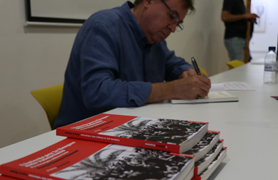 La presentació del llibre 'L’interés per la llengua dels valencians' dóna pas als Premis Literaris ‘Ciutat de Sagunt’