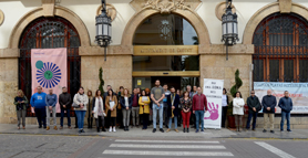 Sagunt guarda un minut de silenci en senyal de condemna i repulsa pel presumpte assassinat masclista ocorregut a Còrdova