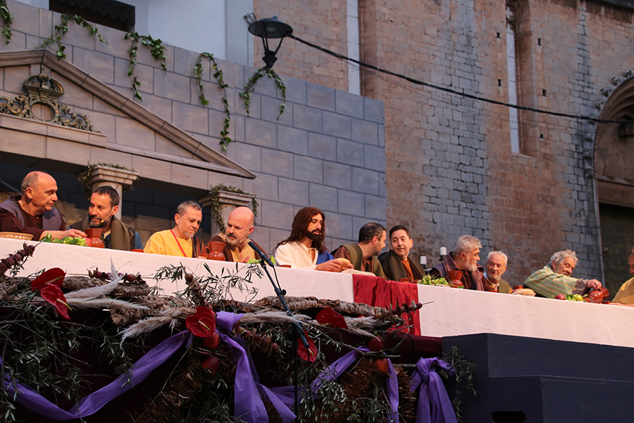 La plaça Major albergarà la XXIII representació de la Passió en Viu