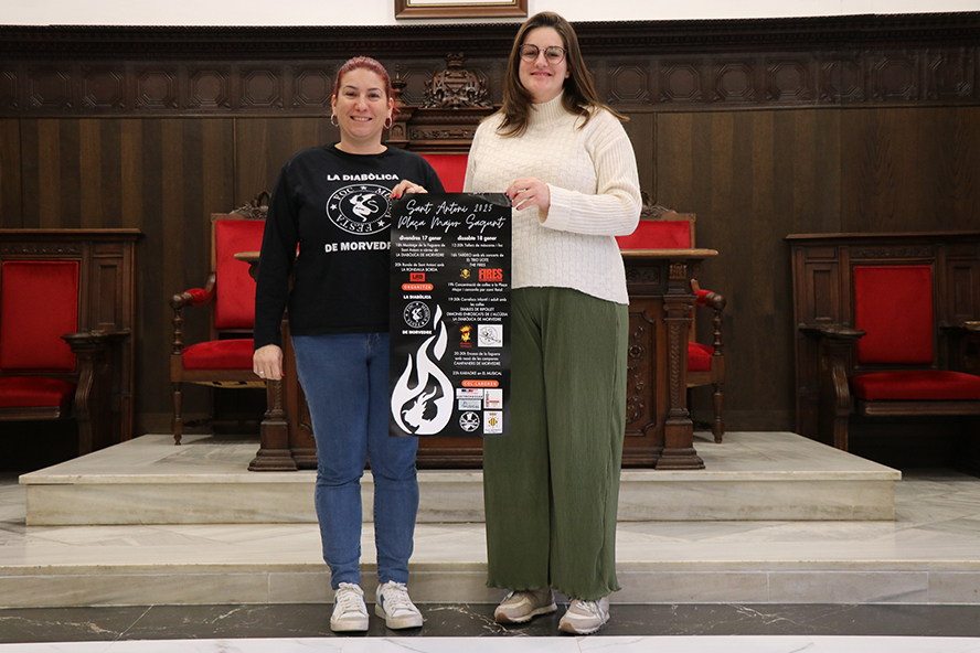 La festivitat de Sant Antoni se celebra amb activitats a la plaça Major de Sagunt