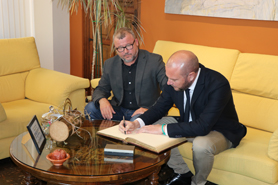 L'alcalde, el president de la Diputació i la Federació visiten les remodelacions del camp ‘Francisco Borrás Rafael’