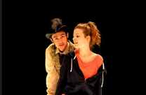 El Ayuntamiento de Sagunto programa la obra juvenil “L’Origen de les Espècies 2.0” de la compañía “Crit”