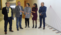 L'alcalde de Sagunt inaugura l'exposició “Zacintos” de Clara Salinas