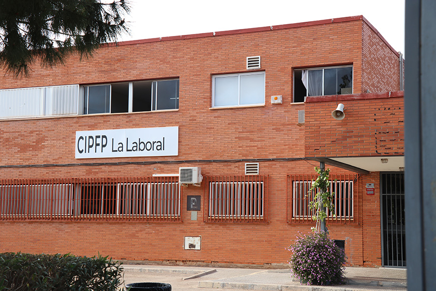 Sagunto solicita a la Conselleria de Educación mejoras en Bachillerato y Formación Profesional