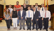 El Equipo de Gobierno recibe a una delegación de la ciudad China Changxing en el Ayuntamiento de Sagunto