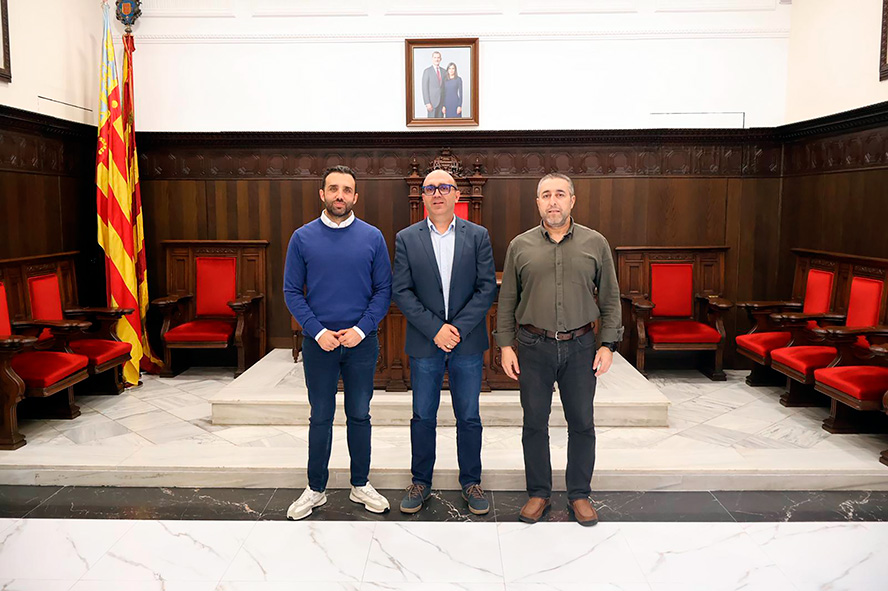 Sagunto trabaja junto a la 'Federació de Pilota Valenciana' para acogerse al 'Pla de Trinquets de la Diputació'